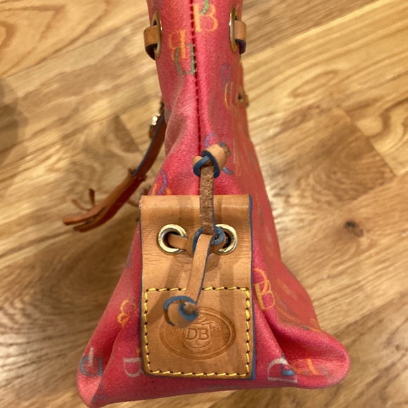 Dooney & Bourke Vintage Colored Pattern Pink Handbag - Picture 8 of 16